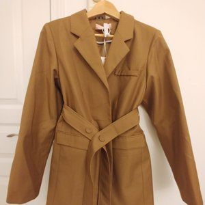BRAND NEW Women's Blazer SIZE M (BROWN)